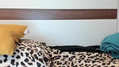 00ingrid00 online show from 11, 1, 2025