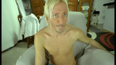 Snapshot of 00jeff31 chatting on 4, 1, 2025 jeff online show from 4, 1, 2025