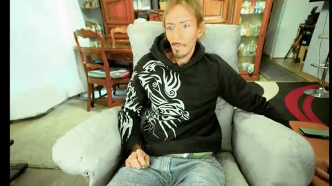 Snapshot of 00jeff31 chatting on 9, 3, 2025 jeff online show from 9, 3, 2025