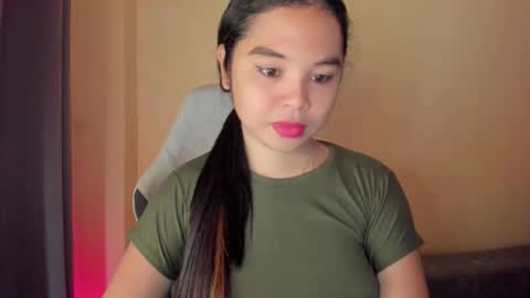 Snapshot of 0wwlo0k chatting on 6, 10, 2025 0wwlo0k online show from 6, 10, 2025