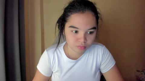 Snapshot of 0wwlo0k chatting on 27, 5, 2026 0wwlo0k online show from 27, 5, 2026