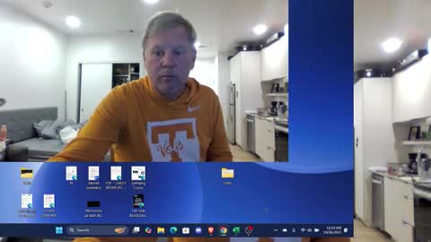 Snapshot of 1029mn chatting on 26, 10, 2025 Takin Profits online show from 26, 10, 2025