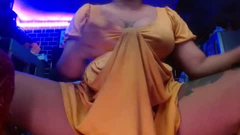  i am trixie im Your Selfsucking Mistress  online show from 23, 10, 2025