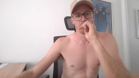 Justin186 online show from 9, 2, 2025