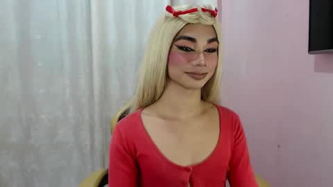 Snapshot of 18_nicole chatting on 9, 2, 2025 barbie online show from 9, 2, 2025