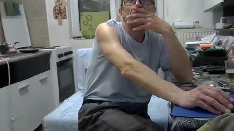 Snapshot of 1973man chatting on 1, 3, 2026 1973man online show from 1, 3, 2026