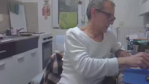 Snapshot of 1973man chatting on 4, 3, 2026 1973man online show from 4, 3, 2026