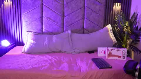 anya online show from 13, 9, 2025