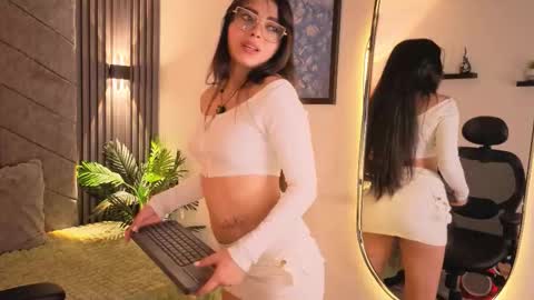 anya online show from 28, 11, 2025