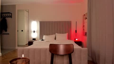 Lily 3 online show from 18, 1, 2026