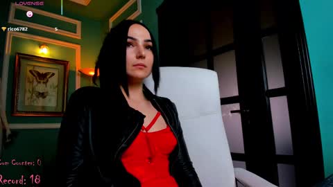 Moona  online show from 14, 2, 2025