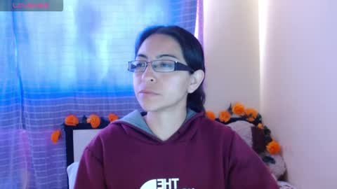 paola online show from 5, 11, 2025