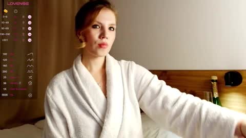 VICTORIA online show from 12, 9, 2025