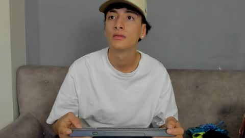 1Threestar online show from 9, 1, 2025