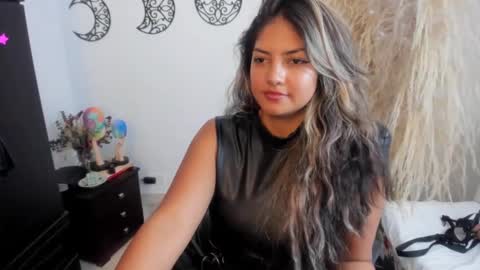 1wayra online show from 3, 3, 2025