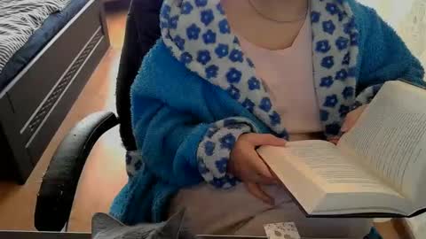 1your_hot_girls online show from 10, 3, 2025