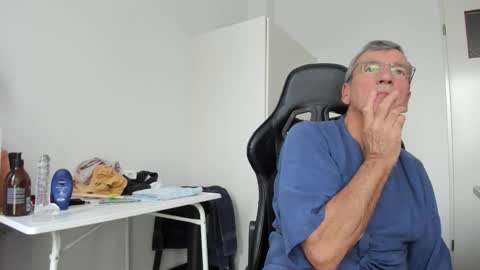 Henk online show from 25, 11, 2025