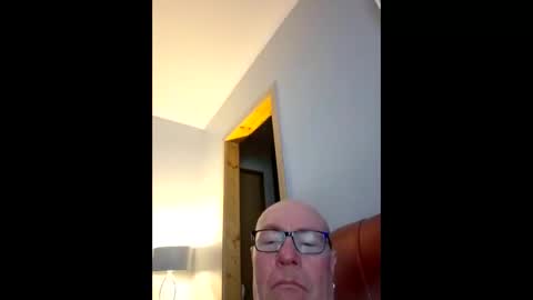 211skoosh online show from 10, 3, 2026