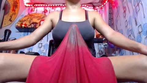 Snapshot of 21cmmusclecockts chatting on 23, 3, 2026 mharjorie online show from 23, 3, 2026