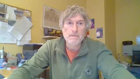 22esserre online show from 28, 10, 2025