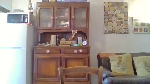 22esserre online show from 25, 3, 2026