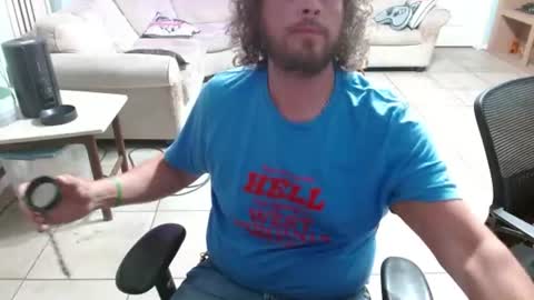 Snapshot of 2dirtyhillbillies chatting on 22, 6, 2026 ThrillBilly online show from 22, 6, 2026