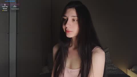 Snapshot of 2insensitive chatting on 3, 3, 2025 Lina free control in pvt online show from 3, 3, 2025