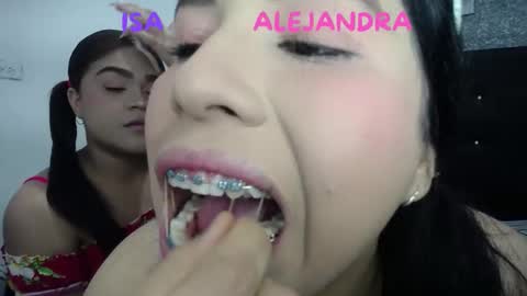 2moons_full_of_love online show from 10, 1, 2026