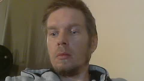 2small4you83 online show from 12, 1, 2025