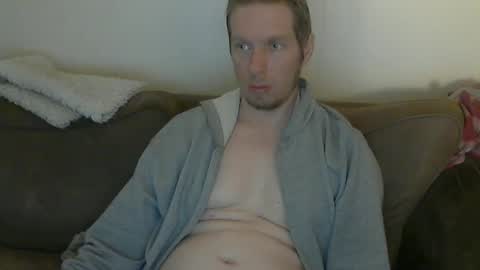 2small4you83 online show from 24, 4, 2026