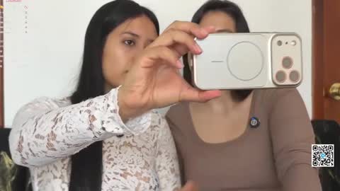 Dalilah and Tarah online show from 1, 4, 2026