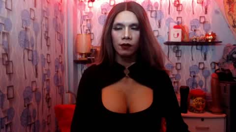 Julia G online show from 22, 6, 2026