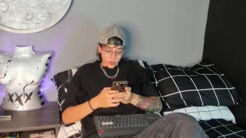 Snapshot of 360enmedallo chatting on 22, 10, 2025 360enmedallo online show from 22, 10, 2025