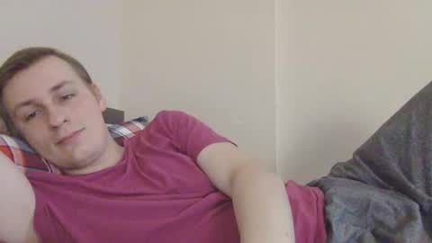 Snapshot of 3andy3 chatting on 12, 10, 2025 Andy online show from 12, 10, 2025