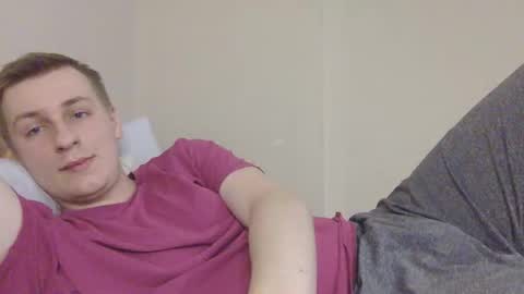 Snapshot of 3andy3 chatting on 21, 11, 2025 Andy online show from 21, 11, 2025