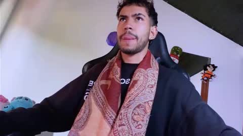 E V I L online show from 15, 12, 2025