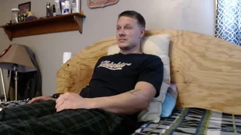 Snapshot of 420st chatting on 27, 9, 2025 font size 3 FUN WITH DICK AND MARY JANEfont online show from 27, 9, 2025