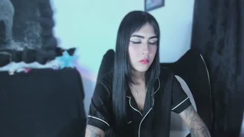  luarii   online show from 16, 7, 2026