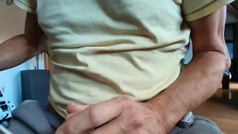 Snapshot of 6fun_cam chatting on 26, 10, 2025 Noha online show from 26, 10, 2025