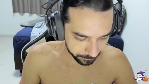 high online show from 8, 11, 2025