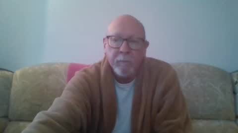  Papi  online show from 5, 1, 2025