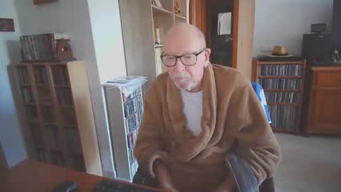  Papi  online show from 18, 11, 2025