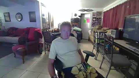 Snapshot of 86406stud chatting on 25, 12, 2024 86406stud online show from 25, 12, 2024