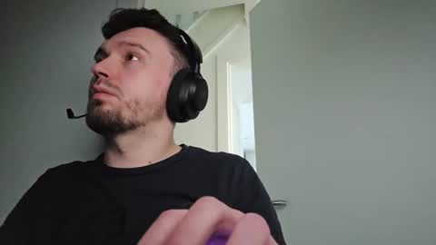 8inchdude93 online show from 15, 1, 2026