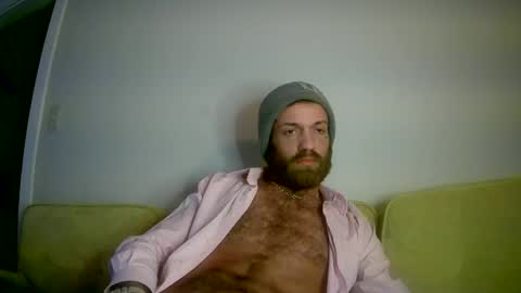 Snapshot of 90210screamer chatting on 14, 12, 2024 90210screamer online show from 14, 12, 2024