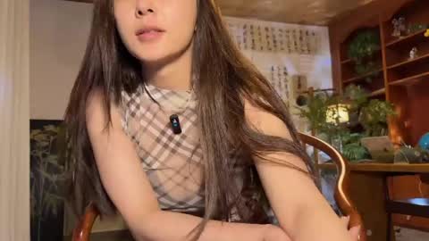 Snapshot of 9567gigi chatting on 8, 5, 2026 lily online show from 8, 5, 2026