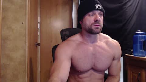 Snapshot of 9fat_inches chatting on 13, 12, 2024 9 fat inches online show from 13, 12, 2024