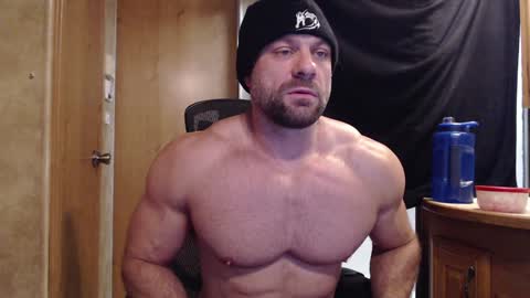 Snapshot of 9fat_inches chatting on 14, 12, 2024 9 fat inches online show from 14, 12, 2024