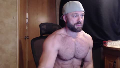 Snapshot of 9fat_inches chatting on 21, 1, 2025 9 fat inches online show from 21, 1, 2025