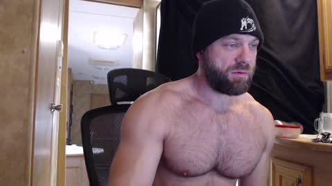 Snapshot of 9fat_inches chatting on 1, 2, 2025 9 fat inches online show from 1, 2, 2025